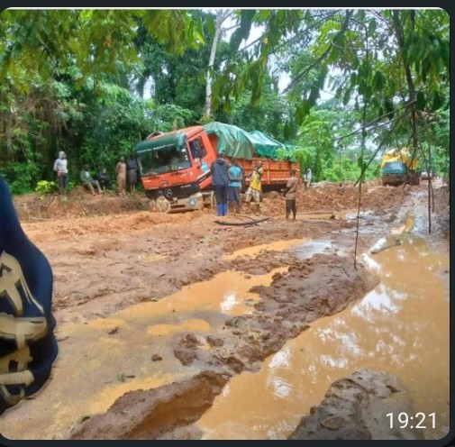 Sud-Ubangi : plaidoyer pour la réhabilitation de la RN6 Gemena-Akula en état de délabrement très avancé